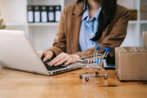 From Chaos To Clarity - Transforming Small To Medium Business Operations In Canada With LynxERP